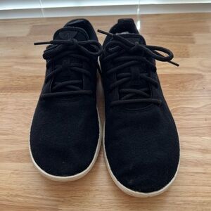 Allbirds Men’s Wool Runners. Size 10. Black. Gently used